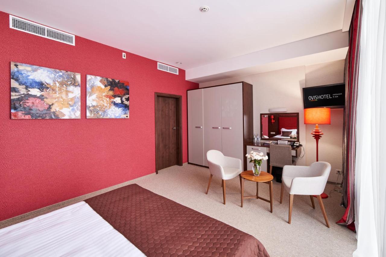 Ovis Hotel Kharkiv Extérieur photo